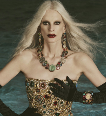 Kristen McMenamy ~ DOLCE & GABBANA ALTA MODA ROMA 2025 by Luigi & Iango