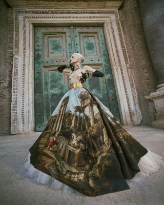 Kristen McMenamy ~ DOLCE & GABBANA ALTA MODA ROMA 2025 by Luigi & Iango