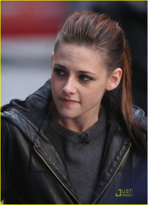photo 21 in Kristen Stewart gallery [id122900] 2008-12-29 00:00:00
