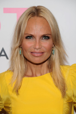 Kristin Chenoweth pic #301220