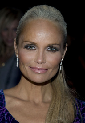 Kristin Chenoweth pic #301230