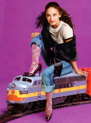 Kristin Kreuk pic #91722