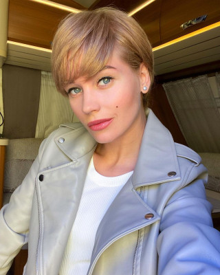 Kristina Asmus pic #1301832