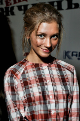 Kristina Asmus pic #499533