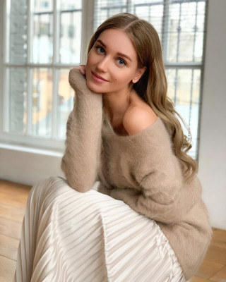 Kristina Asmus pic #1311072