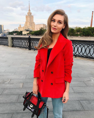 Kristina Asmus pic #1311070