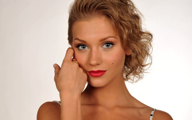 Kristina Asmus pic #631748