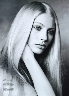 photo 5 in Kristy Hume gallery [id65570] -0001-11-30 00:00:00