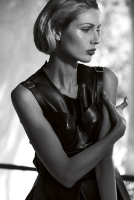 Kirsty Hume pic #375634