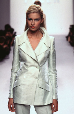 Kirsty Hume pic #1356326