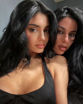 photo 4 in Kylie gallery [id1368945] 2025-04-06 00:00:00