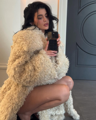 photo 7 in Kylie Jenner gallery [id1365615] 2025-02-11 00:00:00