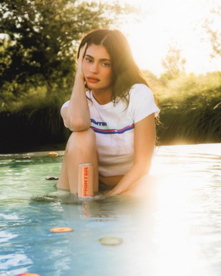 Kylie Jenner pic #1356446