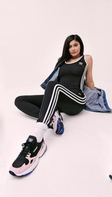 Kylie Jenner pic #1062347