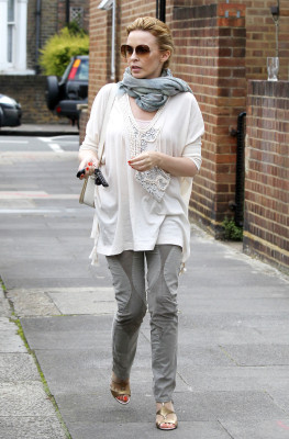 photo 27 in Kylie Minogue gallery [id516192] 2012-07-26 00:00:00