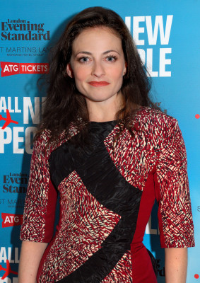 Lara Pulver pic #672327