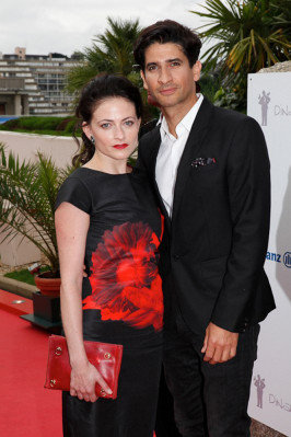 Lara Pulver pic #671975
