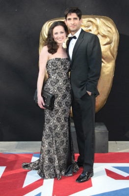 photo 28 in Lara Pulver gallery [id672030] 2014-02-24 00:00:00