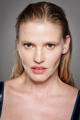 Lara Stone pic #1312242