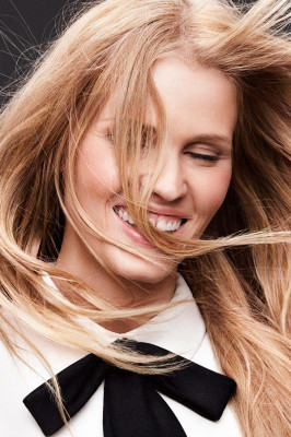 Lara Stone pic #682465