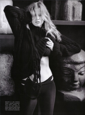 Lara Stone pic #131594