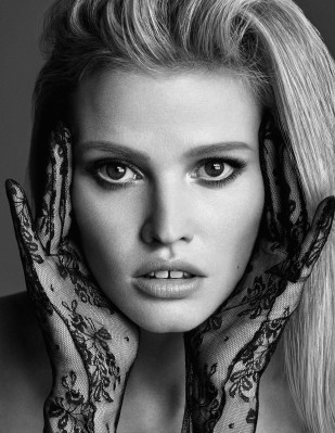Lara Stone pic #807786