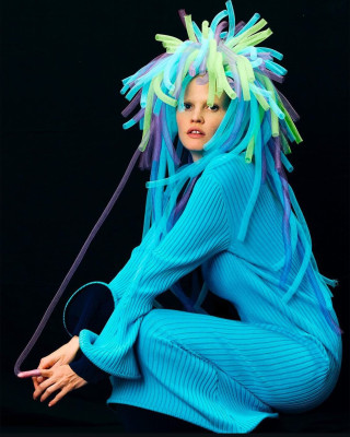 Lara Stone pic #1365031