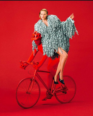 Lara Stone pic #1365033