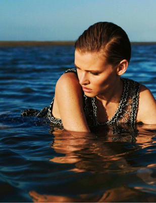 Lara Stone pic #1030788
