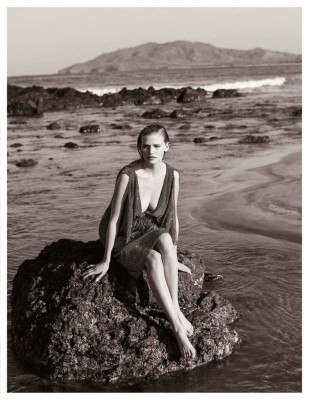 Lara Stone pic #1030792