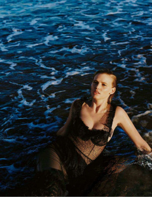 Lara Stone pic #1030790