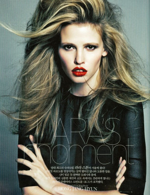 Lara Stone pic #516241