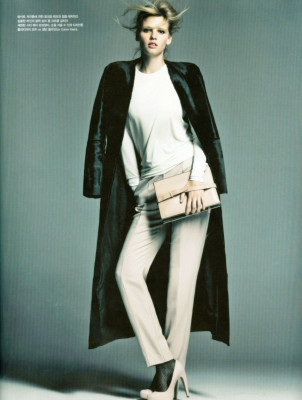 Lara Stone pic #516244