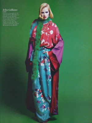 Lara Stone pic #332695