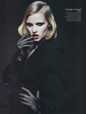 Lara Stone pic #332671