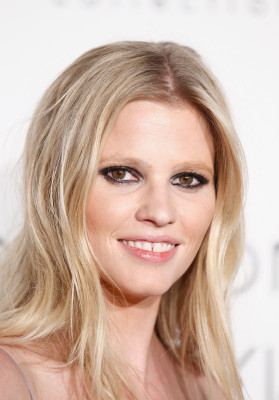 Lara Stone pic #490716
