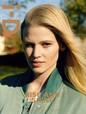 Lara Stone pic #443042