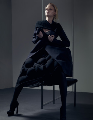Lara Stone pic #356247