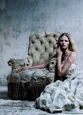 Lara Stone pic #305915