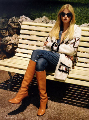 Lara Stone pic #421271