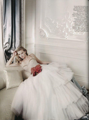 Lara Stone pic #230016