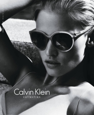 Lara Stone pic #486937