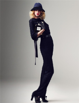Lara Stone pic #132792