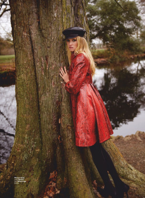 Lara Stone pic #1108513
