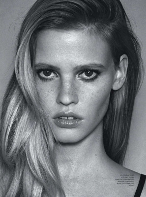Lara Stone pic #646823
