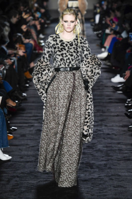Lara Stone pic #1012266