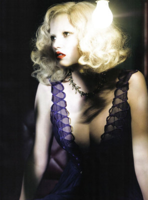 Lara Stone pic #199484