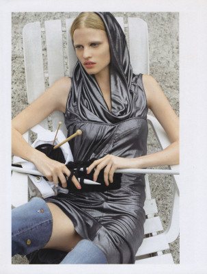 Lara Stone pic #176277