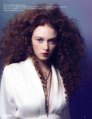 Larsen Thompson pic #1025292