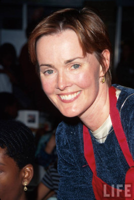 photo 7 in Laura Innes gallery [id311441] 2010-12-01 00:00:00